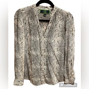 C Wonder 💯percent silk black and white snakeskin print long sleeve top